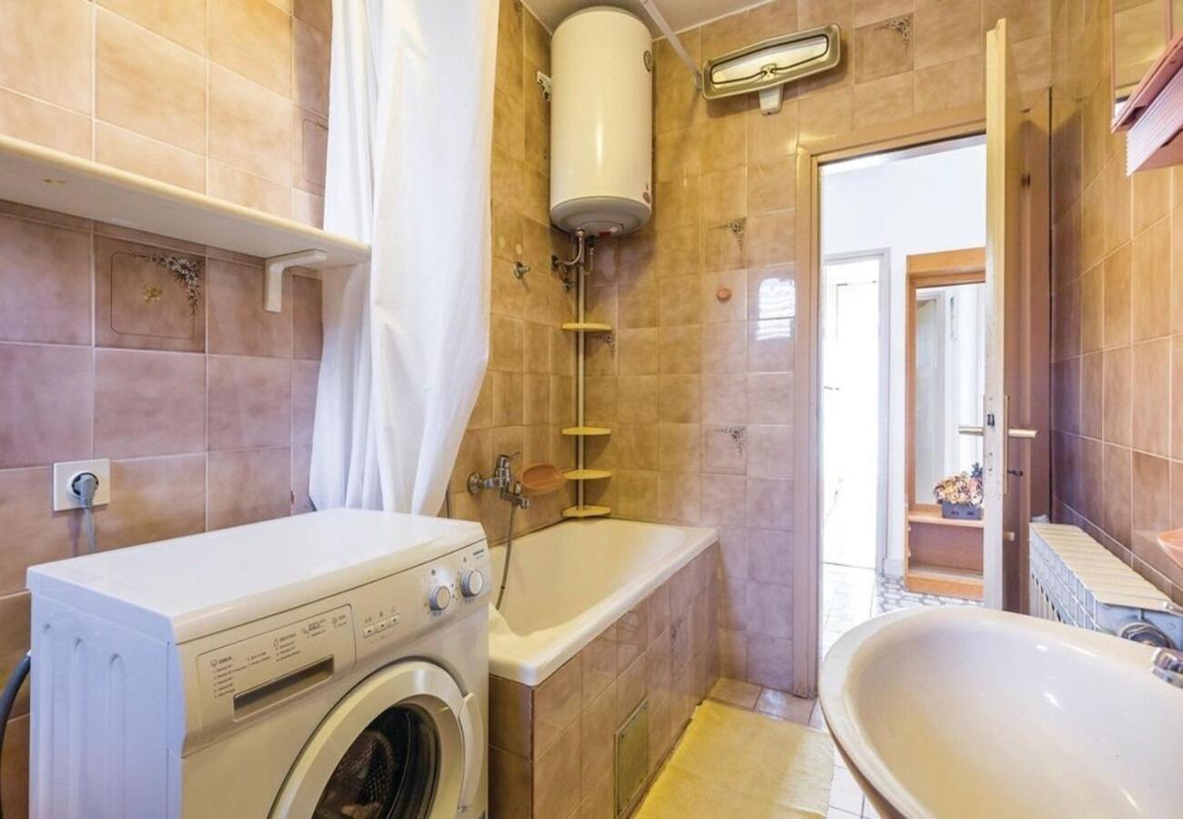 Apartment Dari Lovran Exterior photo