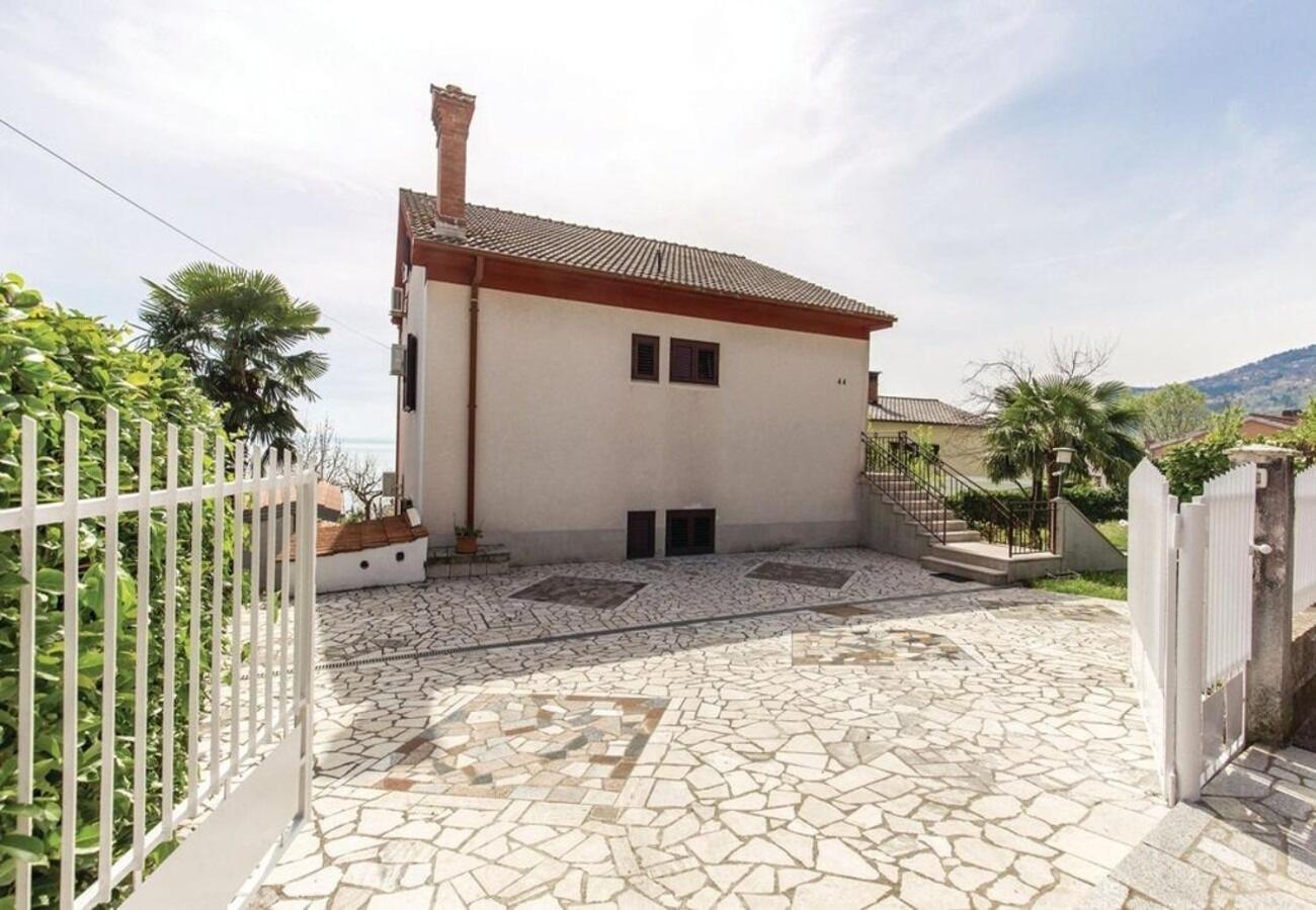 Apartment Dari Lovran Exterior photo
